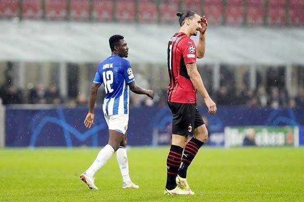 Queda Milán casi fuera en Champions