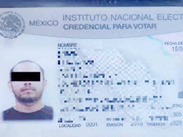 Detienen a patero con tres cubanos
