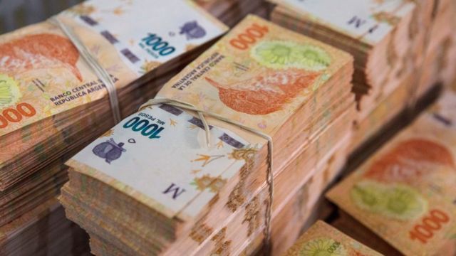 «Todo un personaje»: Ladrón se gana la lotería en Argentina, se retira y da dinero a sus víctimas