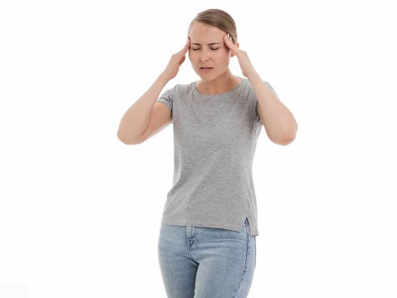 ¿Sufres migraña? Estos 5 remedios te ayudarán a aliviar el dolor de cabeza