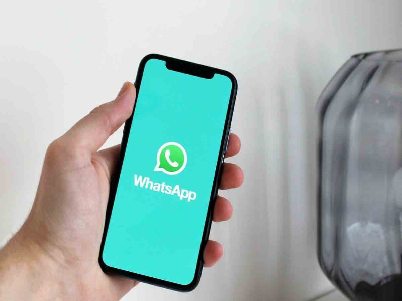 ¿WhatsApp comenzará a implementar reacciones a los mensajes? Esto es lo que se sabe