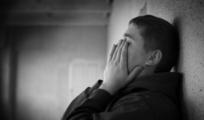 6 Pensamientos negativos que aumentan tu ansiedad