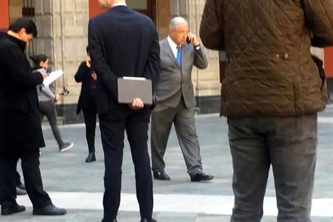 Interrumpe AMLO su mañanera por sismo