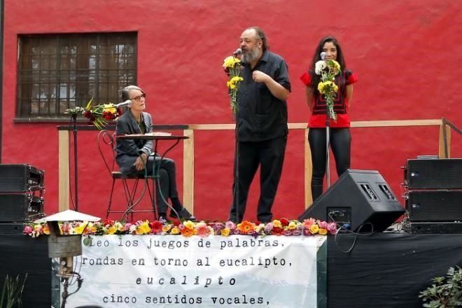 Regresan la primavera y la poesía a la calle