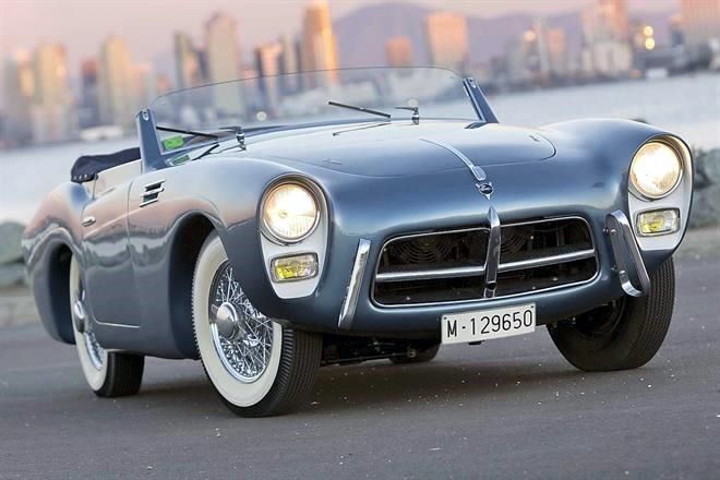 Auto leyenda: Pegaso Z-102, belleza deportiva