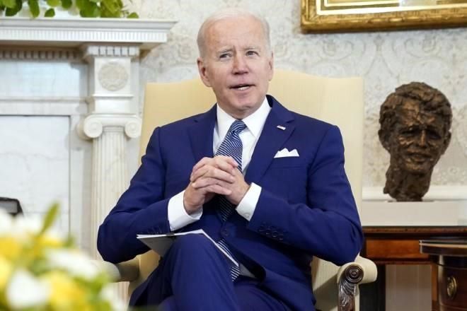 Firma Biden orden para regular criptomonedas