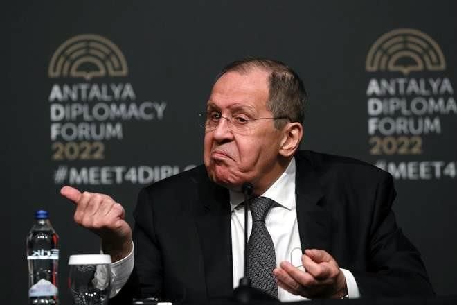 Fallan Cancilleres de Ucrania y Rusia en lograr tregua