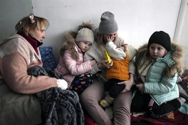 Ataca Rusia convoy con mujeres y niños; hay 7 muertos