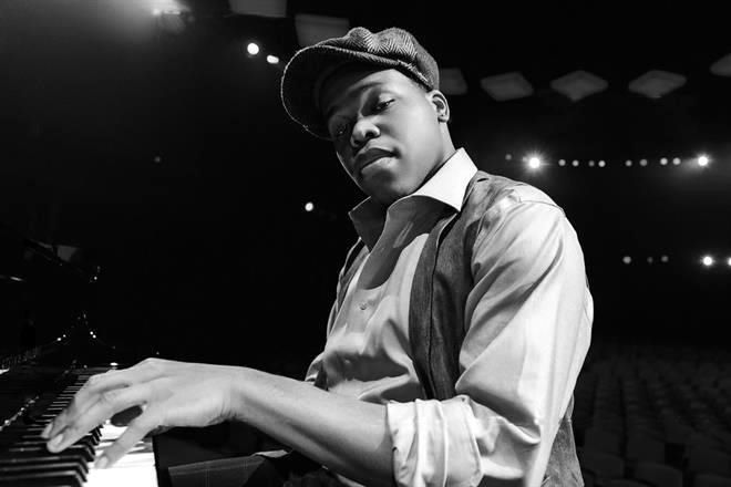 El jazz libra una batalla cuesta arriba.- Thompson