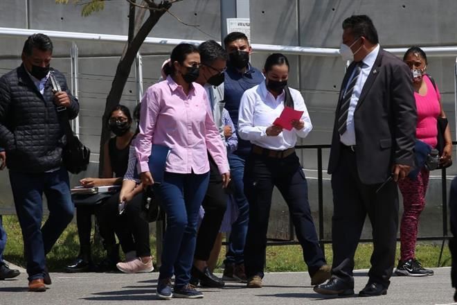 Difieren audiencia de Sandra Cuevas por disculpa incompleta
