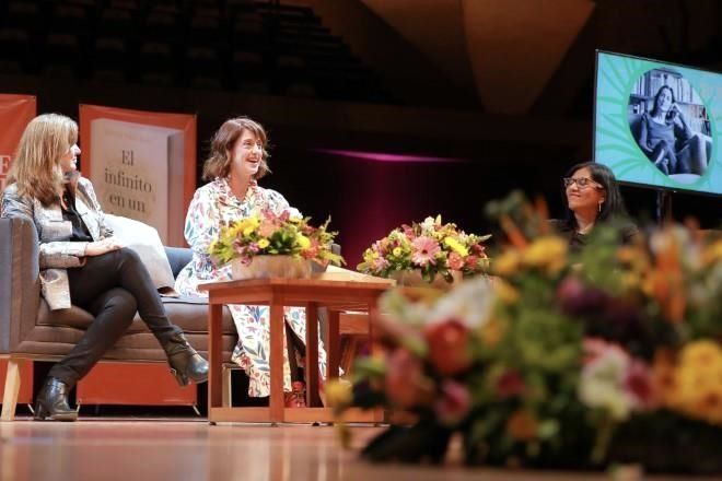 Congrega Irene Vallejo a ‘comunidad del junco’