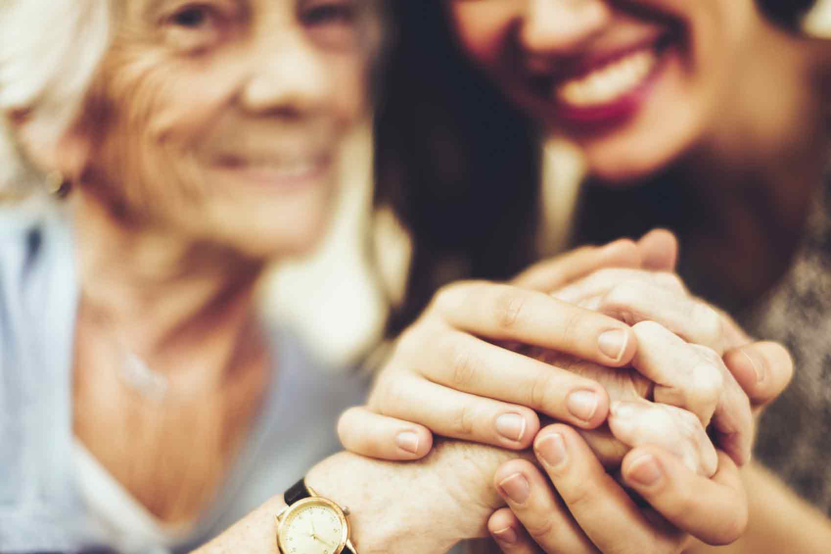 «El Alzheimer es la única enfermedad en la  que la persona muere dos veces»: los cuidadores latinos dicen que  enfrentan más barreras