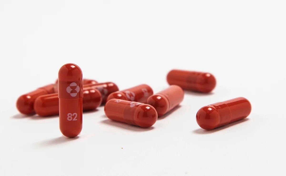 OMS da luz verde al molnupiravir, primer tratamiento oral contra el Covid-19