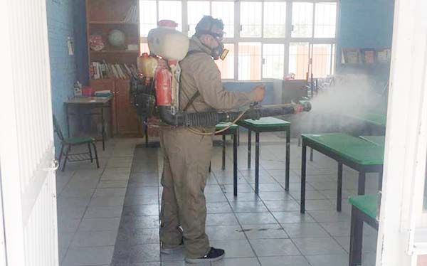 Fumigan planteles de Cuatro Ciénegas