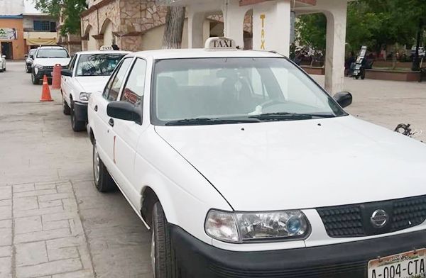 Niegan taxistas traslados nocturnos por inseguridad