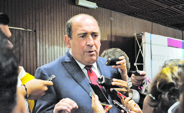 Gobernar bien es cosa seria .- RMV