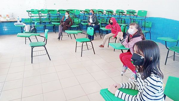 Regresan a las aulas casi 13 mil estudiantes