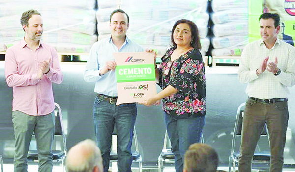 Mejora Coahuila, ofrece cemento a costo accesible