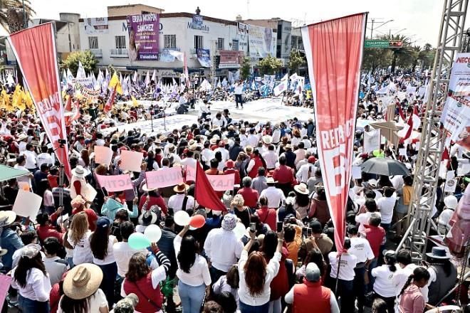 Deja política 1 de cada 3 mujeres por ataques en México