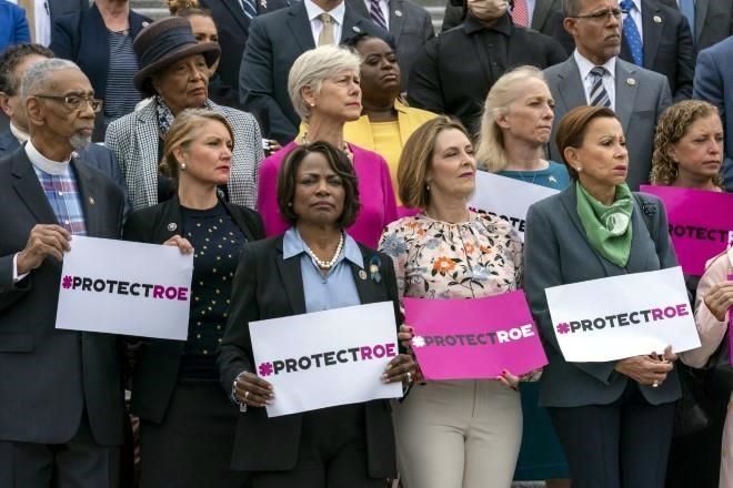 Gana más respaldo la lucha proaborto en EU