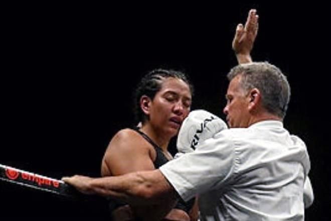 Boxeadora mexicana en coma tras perder pelea