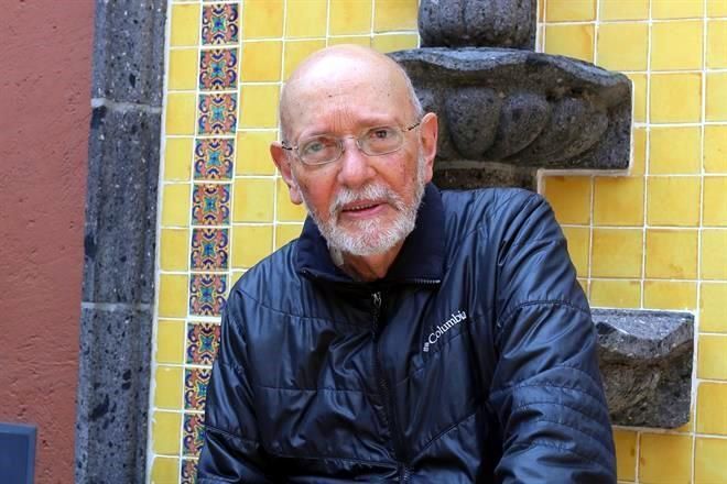 Encomian a Matos Moctezuma, El Profesor