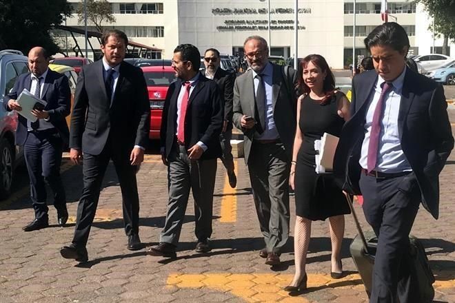 Tumba juez caso contra allegados a Scherer