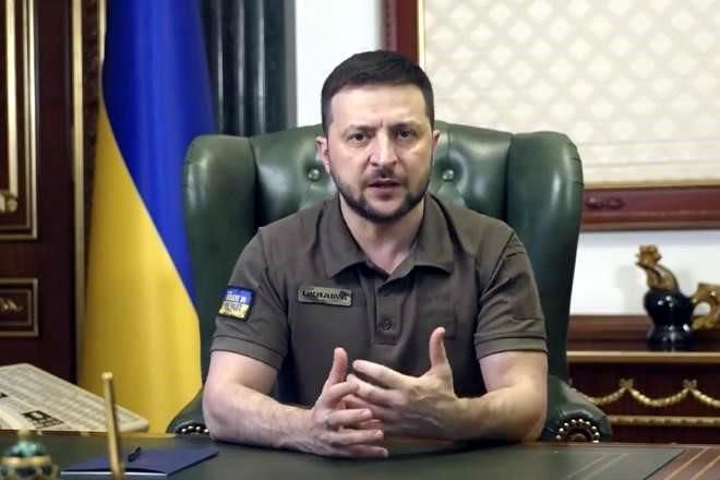 Donbás está completamente destruido.- Zelensky