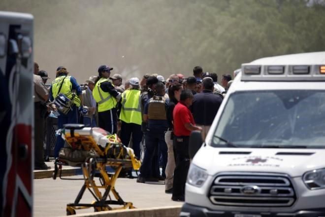 Deja ataque en primaria de Texas 14 niños y maestro muertos