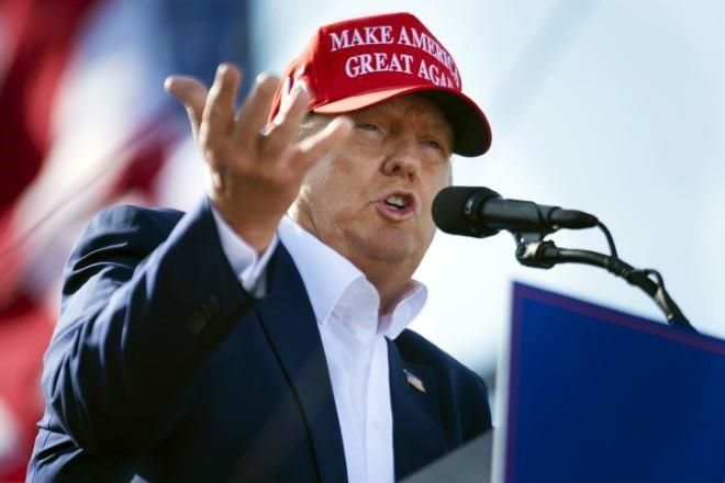 Ordenan a Trump testificar en pesquisa sobre fraude