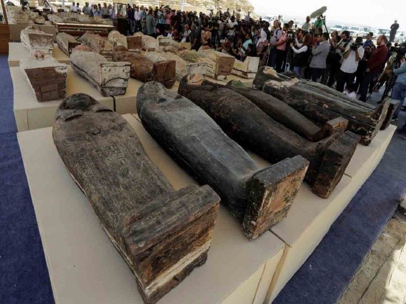 Arqueólogos descubren un tesoro de momias del antiguo Egipto