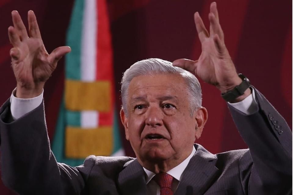 No revisarán rediseño aéreo; dice que conservadores inventan