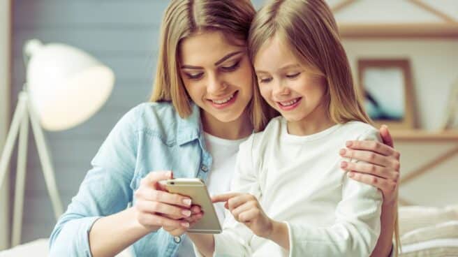 Relación entre madre e hija es la más fuerte, según estudio
