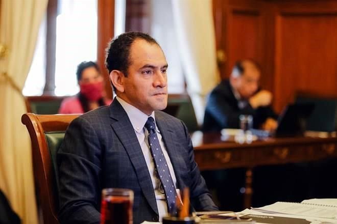 Dan puesto directivo a Arturo Herrera en Banco Mundial