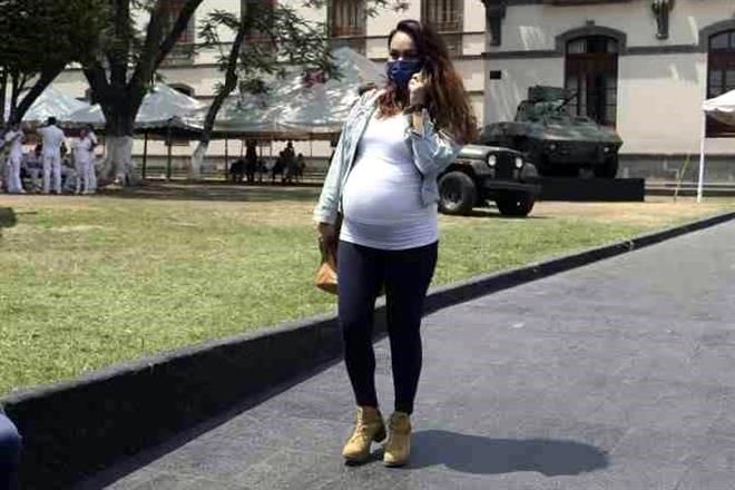 ¿Serás mamá? Evita apuros económicos con un seguro
