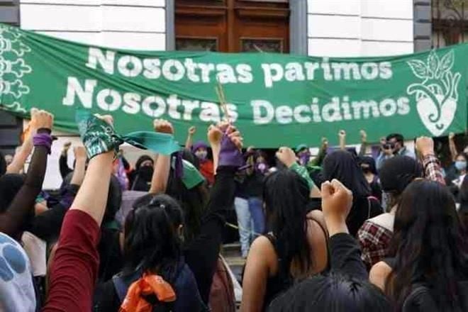 Ofrece Sedesa interrupción de embarazo a mujeres de EU