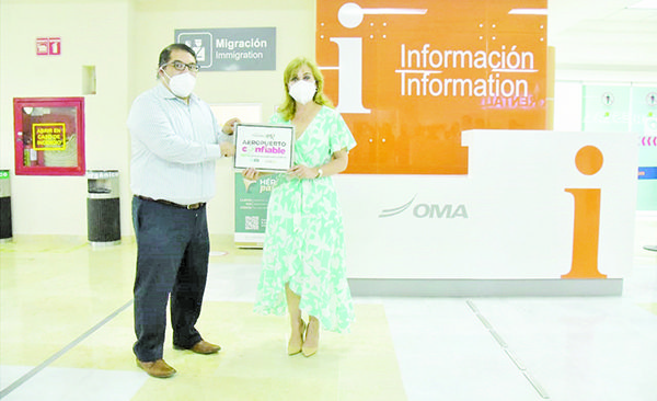 Entregan distintivo de Aeropuerto Confiable