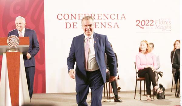 Agradece, celebra y aplaude AMLO a la IP