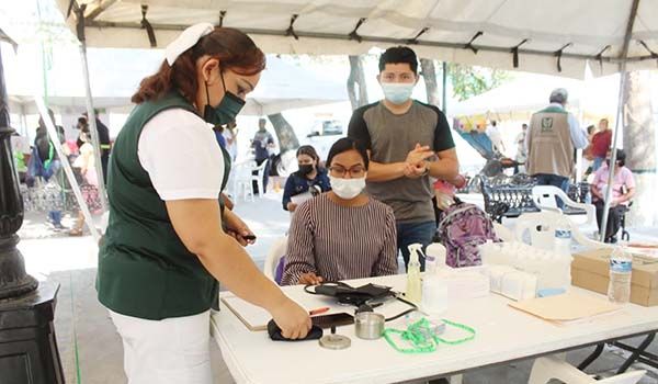 Ofrece San Buena Feria de la Salud