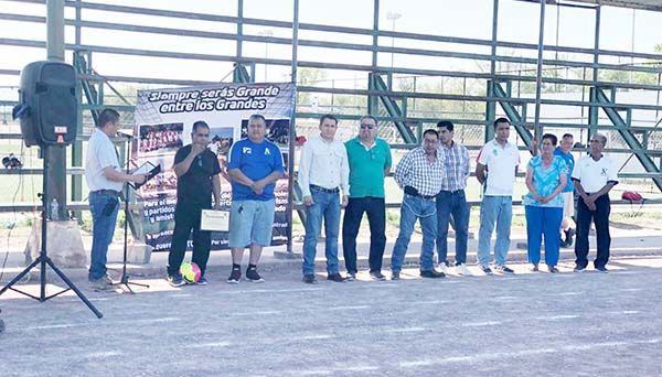 Convive Alcalde con deportistas