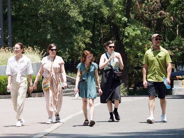 Piden tomar medidas por calor extremo