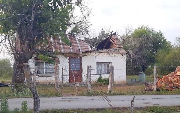Reparan vivienda de Negros Mascogos