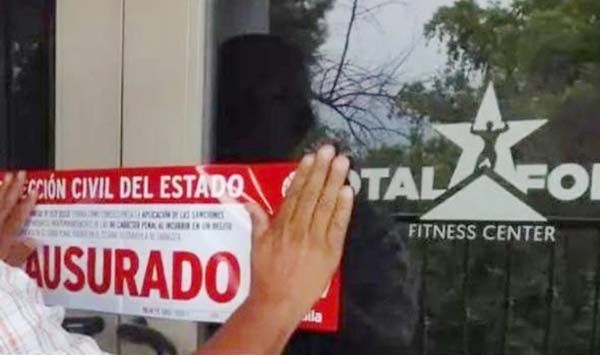 Clausuran gimnasio autoridades estatales