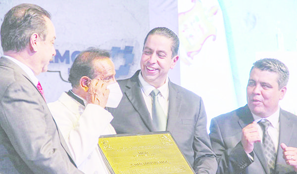 Entrega Alcalde Presea ‘Miguel Ramos Arizpe’