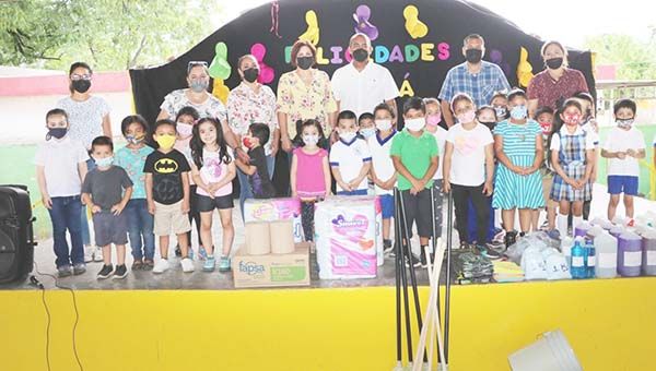 Trabaja DIF de la mano con el sector educativo
