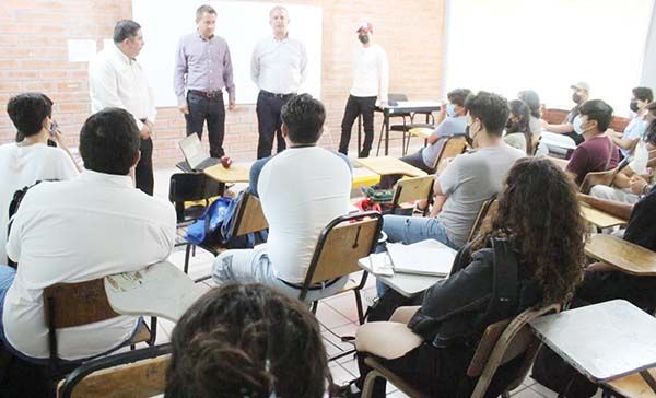 Anuncia Saracho seis laboratorios para UPIIC