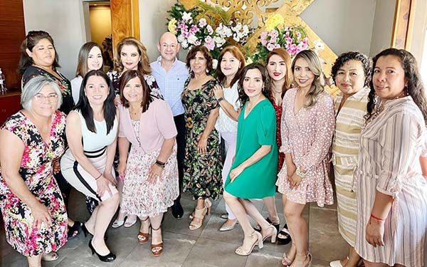 Festeja UTRCC a madres en su día