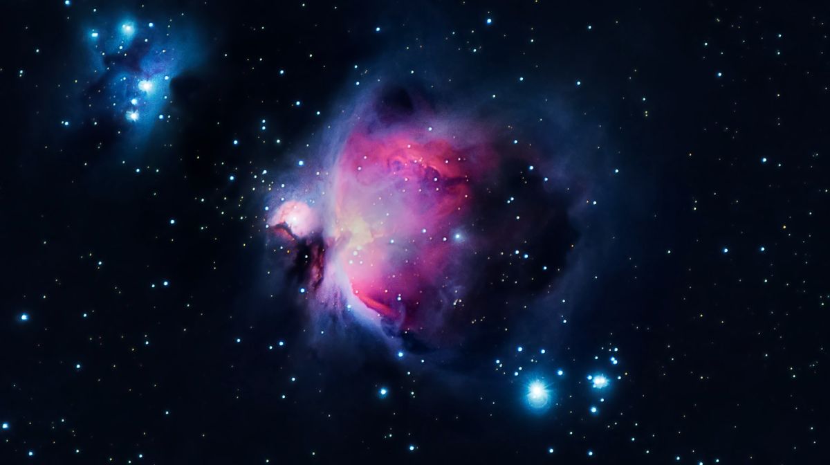 La audaz teoría de un «antiuniverso» donde el tiempo corre hacia atrás (y cómo resuelve varios enigmas del cosmos)