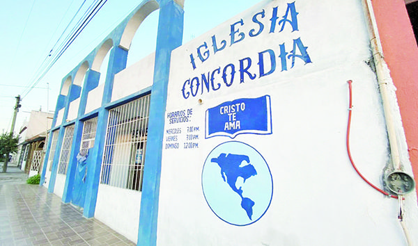 Va pastor al penal por violar a menor