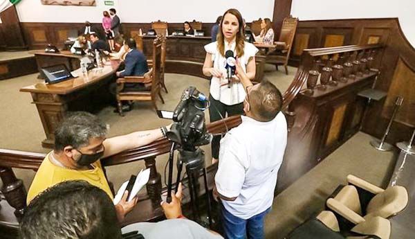 Necesario contar con jóvenes preparados